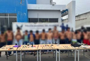 18 miembros de los “Chonekillers” fueron detenidos en allanamientos en Durán