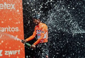 Jhonatan Narváez es campeón del Tour Down Under 2025