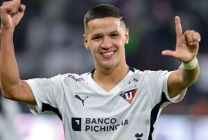 Álex Arce fue elegido como mejor jugador de la LigaPro 2024