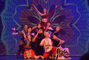 Ecuador y China celebran 45 años de relaciones diplomáticas con un festival cultural inolvidable