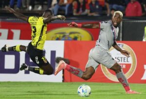 Copa Libertadores: Barcelona gana en Quito y se acerca a la tercera fase