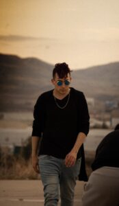 Lorenzo presenta “Atardecer”, una fusión fresca y veraniega junto a Keniel Suarez
