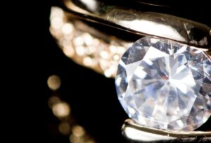 Biess anuncia primer remate de joyas del 2025