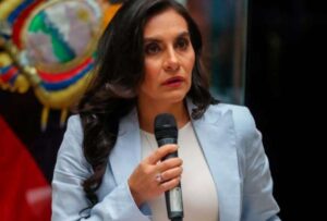 Verónica Abad ya no puede ejercer cargo de vicepresidenta