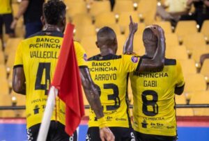 Barcelona SC derrotó a Delfín y se mantiene en el liderato