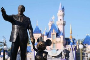 Trump investigará a Disney y ABA por políticas de diversidad