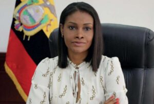 Salazar deja la Fiscalía y no hay reglas claras para el concurso que elegirá a su sucesor