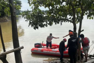 Hallan el cuerpo de víctima del colapso del puente Gonzalo Icaza Cornejo