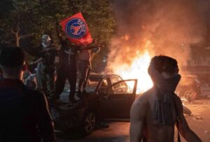 Disturbios en París tras victoria del PSG: 2 muertos y 500 detenidos
