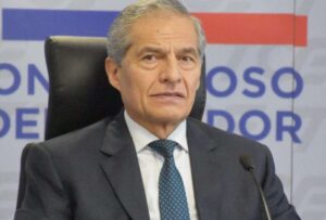 TCE impone multa de USD 11.750 a exjuez electoral Fernando Muñoz