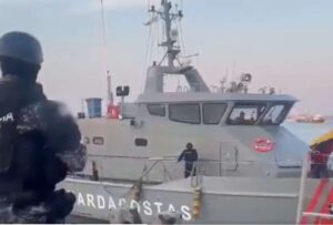 Bloque de Seguridad: Dos toneladas de droga incautadas en altamar en las costas de Manabí
