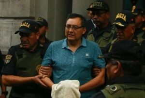 Exviceministro peruano huyó a Ecuador antes de ser condenado por el caso Odebrecht