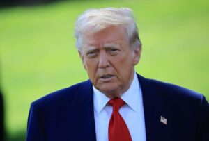 Nuevos aranceles de Donald Trump afectan a casi un centenar de países