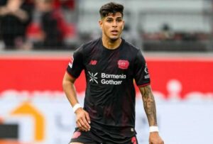 Chelsea prepara oferta millonaria por Piero Hincapié