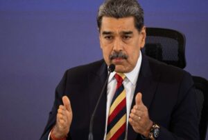 Maduro vuelve a decretar el inicio de la Navidad en Venezuela desde el 1 octubre