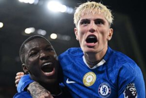 Golazo de Moisés Caicedo: Chelsea empata 2–2 con Brentford sobre la hora