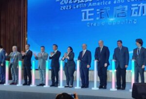 Exportaciones e importaciones de China a América Latina registraron récord: USD 500.000 millones