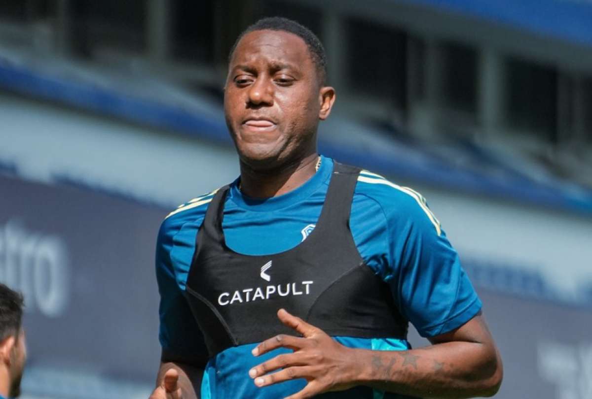 Emelec le debe dinero a José Pileggi