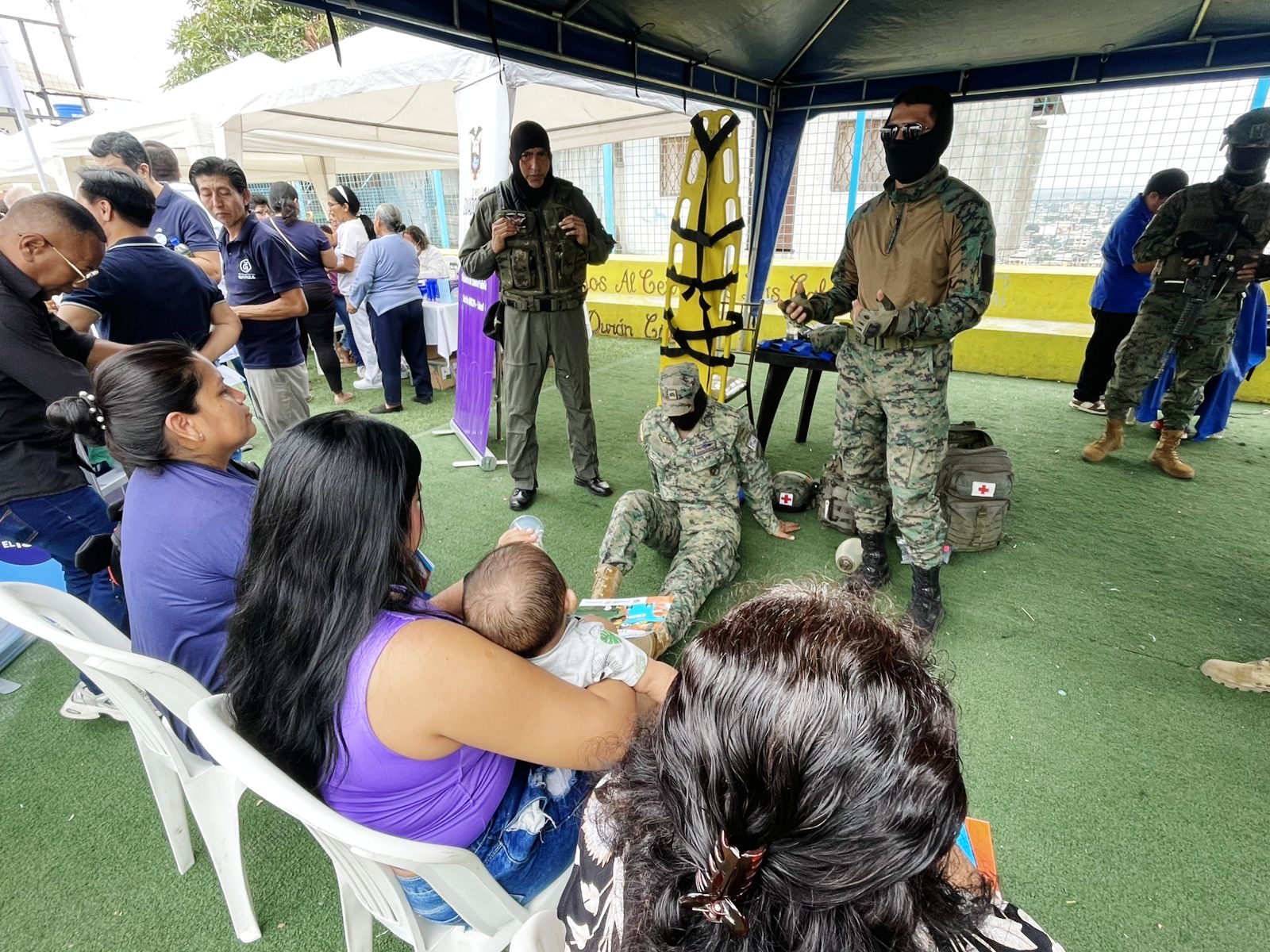 Fuerzas Armadas del Ecuador más cerca de la gente, comprometidas con la seguridad de Durán