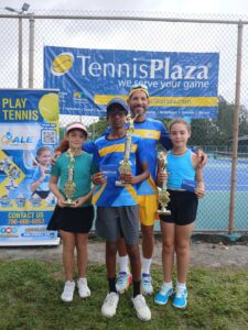 ALE Academy: Éxito en el Primer Torneo UTR