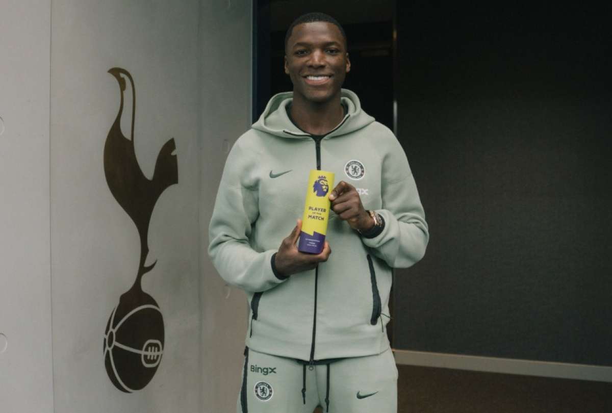 Los regalos para Moisés Caicedo por su cumpleaños