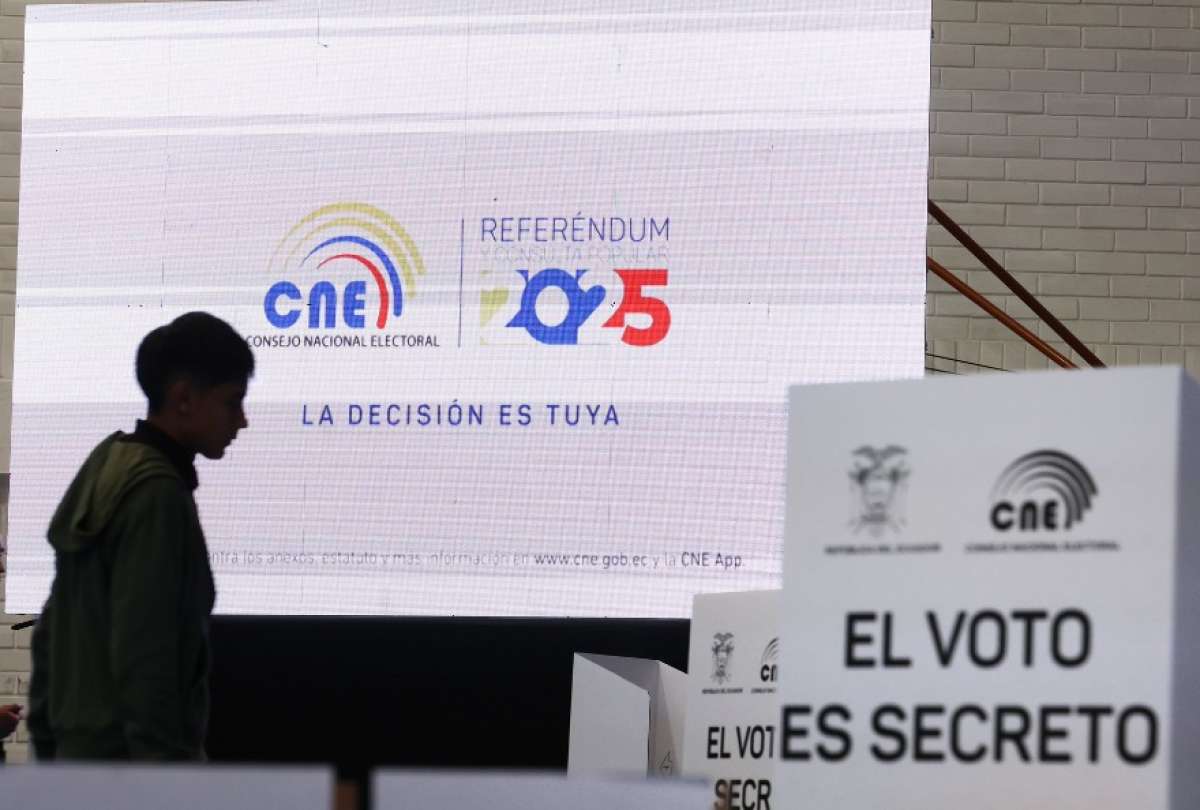 Clases virtuales para más de 4.000 recintos electorales