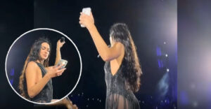 Fan le entrega su Android a Dua Lipa, pero ella lo cambia por un iPhone sin pensarlo dos veces