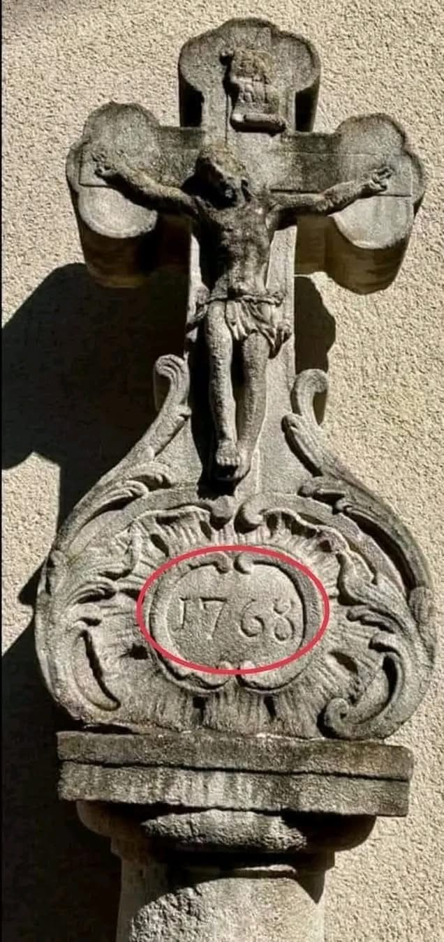 EL ROBO DE MIL AÑOS EN TU CALENDARIO