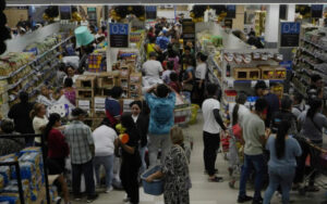 Tendencias del consumo navideño 2025 en Ecuador: la recuperación del gasto impulsa un repunte de las importaciones