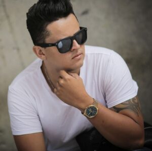 “Por Traicionera”: el nuevo sencillo de Yamid Gutiérrez que conecta con el despecho real