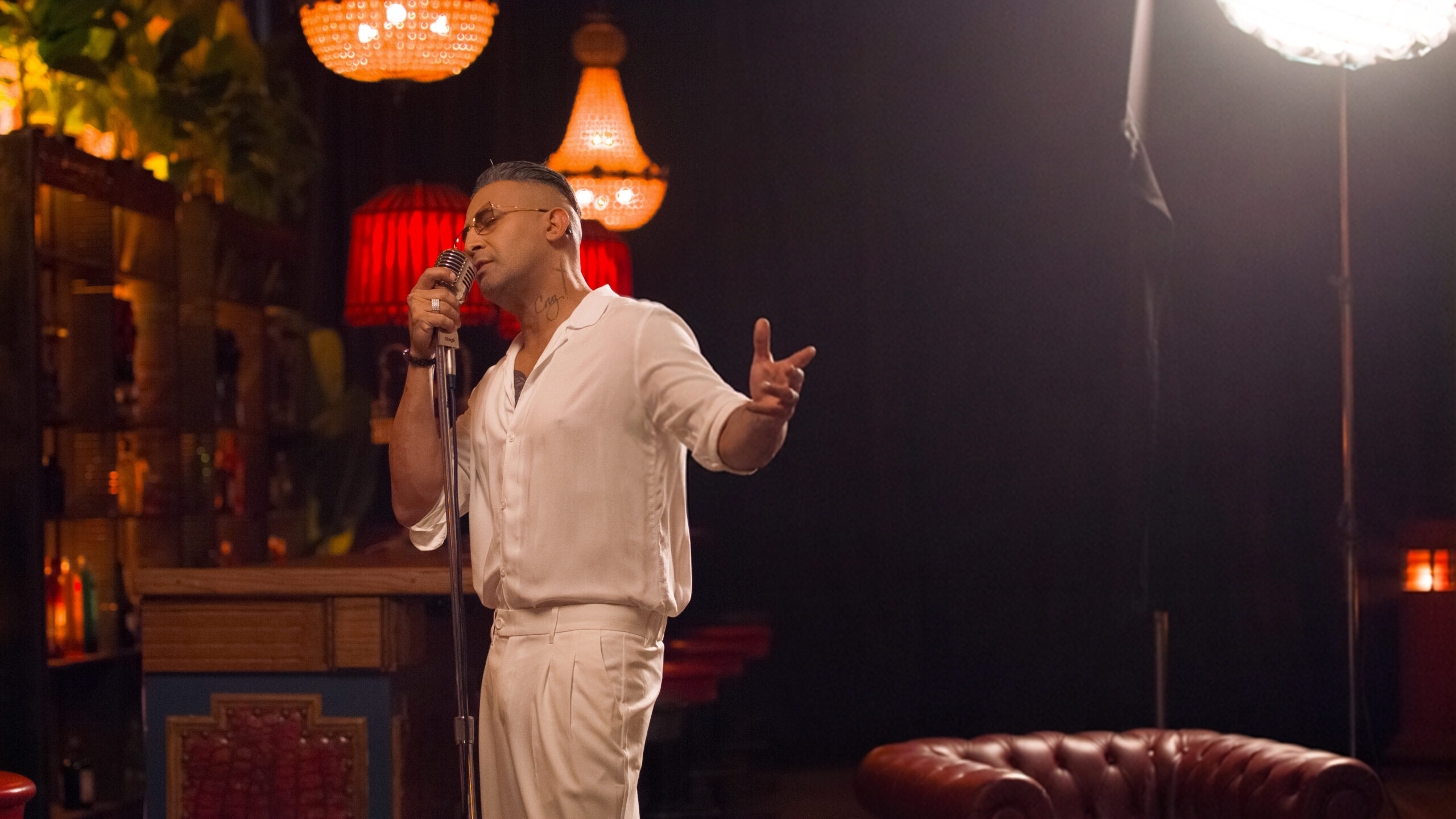 Charlie Cruz presenta “Ella No Tiene La Culpa” y consolida una nueva etapa en su carrera artística