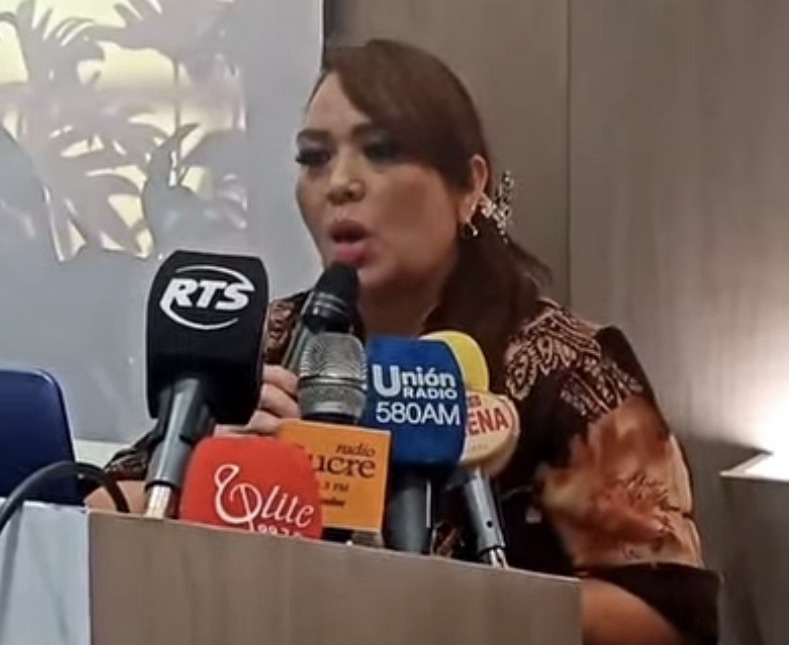 SATURACIÓN EN HOSPITALES DEL IESS POR FALLAS EN DERIVACIONES A PRESTADORES EXTERNOS