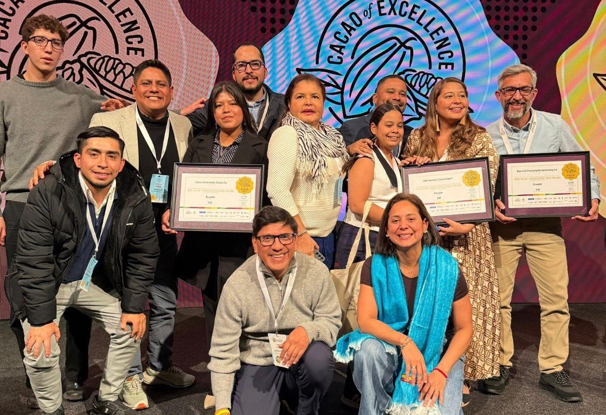 Tres cacaos ecuatorianos ganaron medalla de oro en el Cacao of Excellence 2025