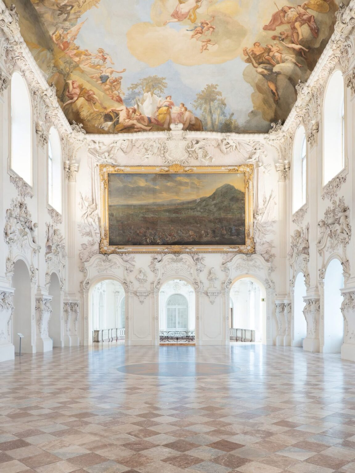 Un comedor apto para un elector. 👑