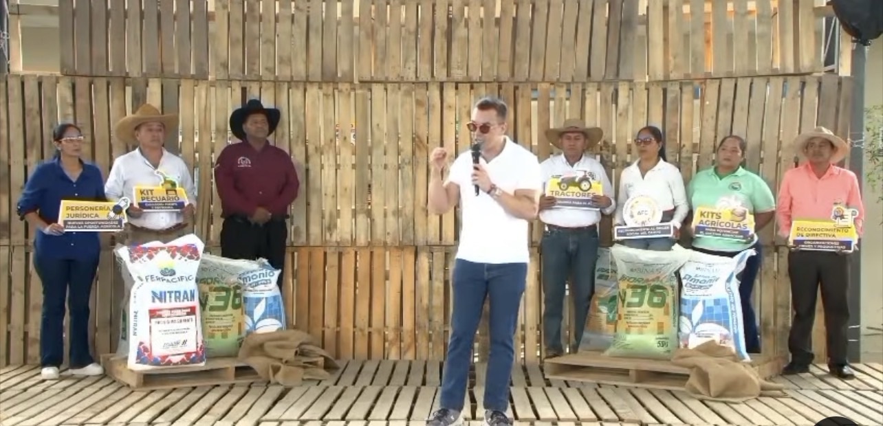 PRESIDENTE DANIEL NOBOA ANUNCIA LA COMPRA DE 20.000 TONELADAS DE ARROZ DIRECTAMENTE A LOS PRODUCTORES