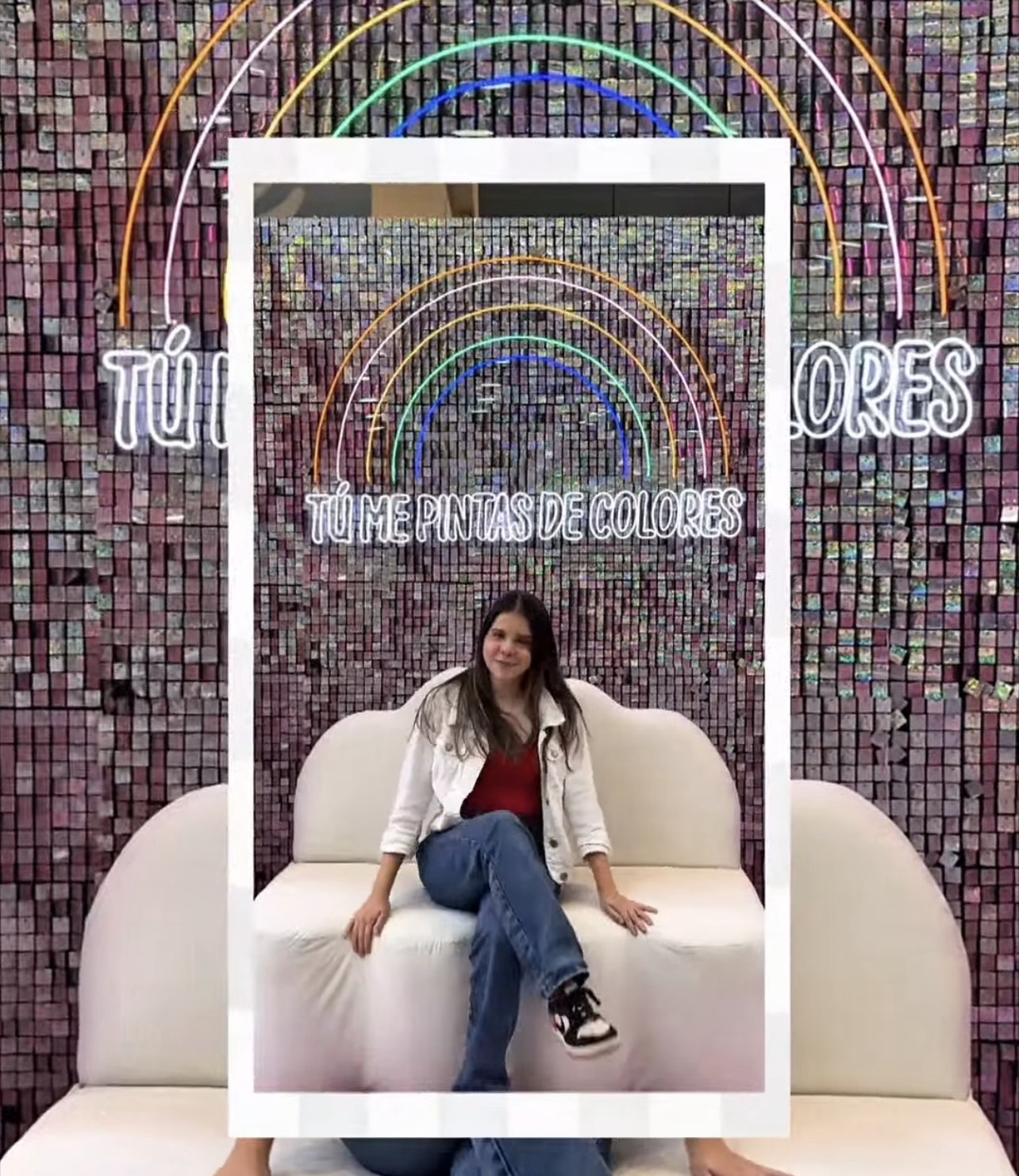 CONTINÚA LA CABINA “SAN VALENTÍN DE COLORES” EN MALL DEL SUR