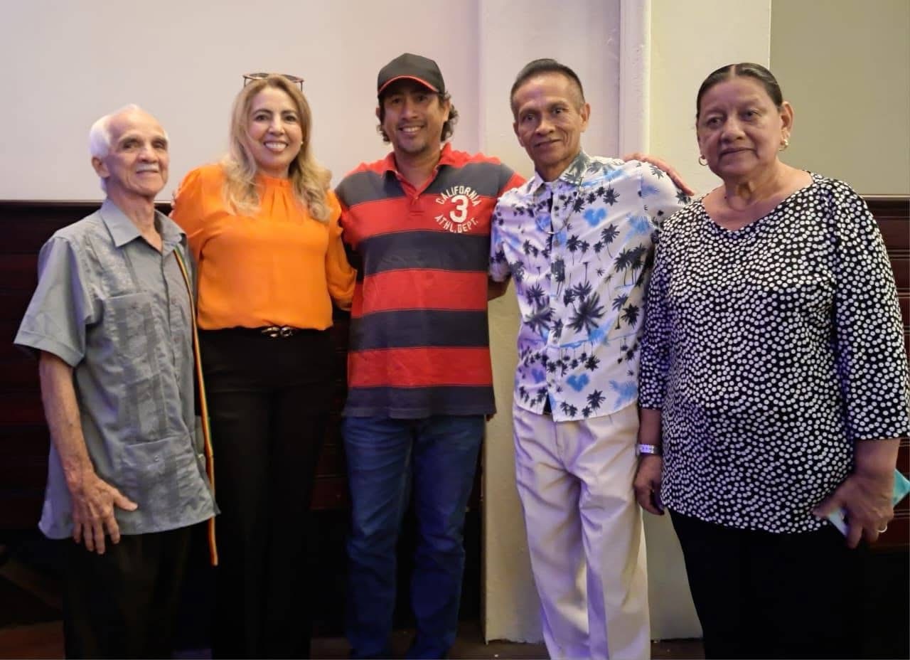 La Dra Martha Rizzo por formar parte de la Institución en nuestro cantón Samborondón