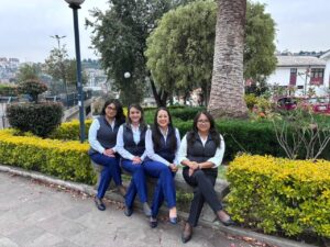 Liderazgo femenino y protección financiera: el desafío pendiente para la sostenibilidad económica en Ecuador