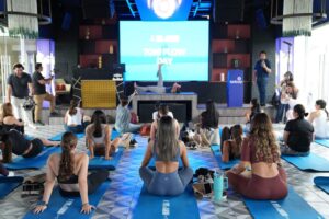 TONI LLEVÓ A CABO FLOW DAY, UNA PROPUESTA QUE INTEGRA BIENESTAR, ENERGÍA Y NUTRICIÓN EN UN ESPACIO DE RECONEXIÓN FEMENINA.