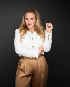 EN ESTE MES DE LA MUJER, LA EMPRESARIA Y FILÁNTROPA: PERLA TAMEZ CASASNOVAS CELEBRA JUNTO A DESTACADAS CELEBRIDADES EL LIDERAZGO FEMENINO.