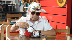 Joe Veras presenta “Aunque Sea Un Café”, una bachata que celebra los pequeños encuentros