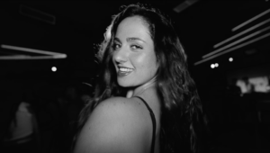 Caluu C. y J Capell presentan “Volver a Repetir”, una explosiva fusión de música urbana y ritmos tropicales