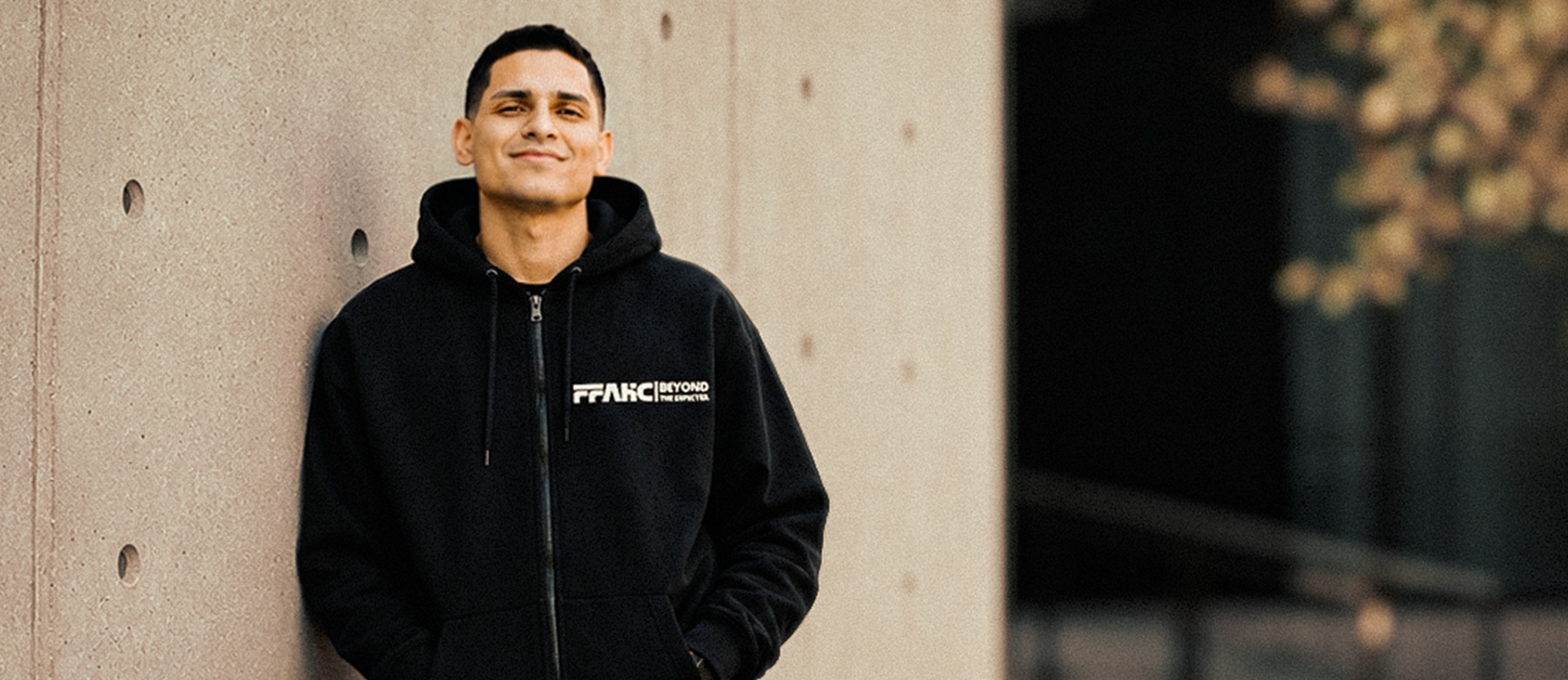 Felix Fahc inspira a una nueva generación de diseñadores gráficos con una visión audiovisual premium