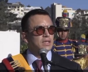 PRESIDENTE DANIEL NOBOA PARTICIPA DE LA CEREMONIA CÍVICO MILITAR EN CONMEMORACIÓN DEL 10 DE AGOSTO DE 1809