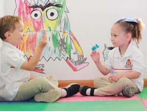 Solo uno de cada diez periodos de clase en Ecuador se destina al aprendizaje del inglés
