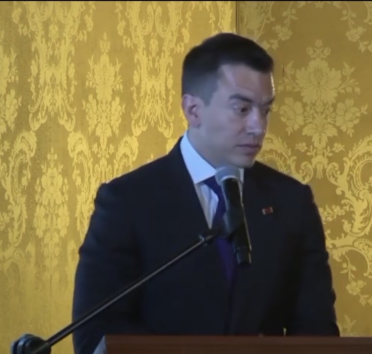 PRESIDENTE DANIEL NOBOA CONDECORÓ AL SECTETARIO DE ESTADO MARCO RUBIO.