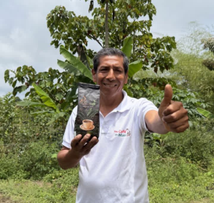 GOBIERNO NACIONAL CANALIZA USD 75.000 PARA MEJORAR LA PRODUCCIÓN DE 44 CAFICULTORES DE MANABÍ