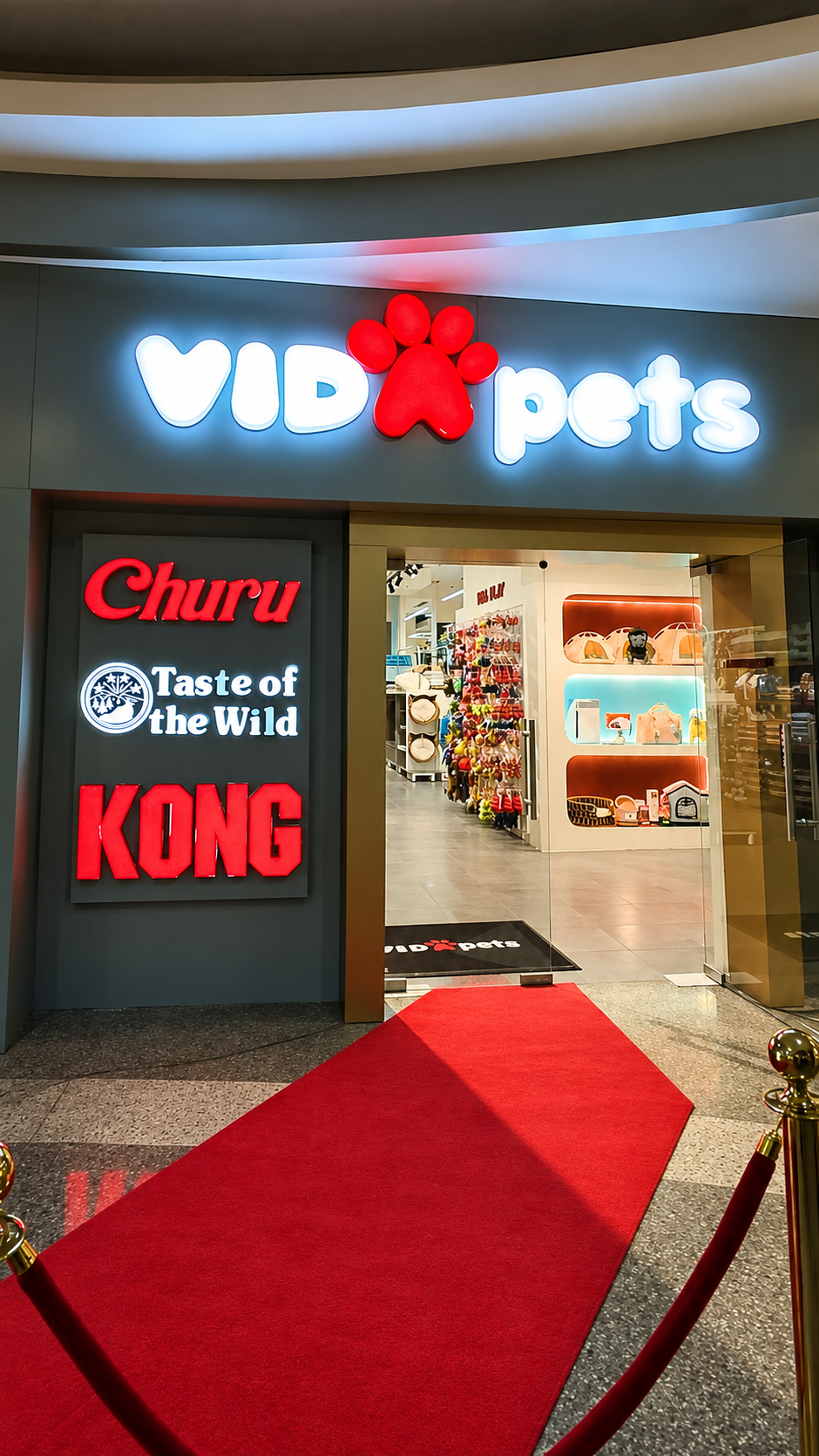 Vidapets celebró la apertura de su tienda en C.C. Líder con una experiencia cinematográfica pet friendly