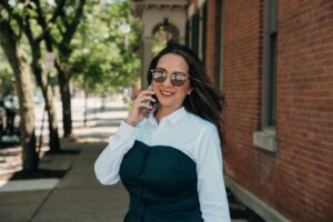 Everlyn Moran comparte su visión de liderazgo y transformación empresarial en el libro “Líderes: Creando, Impulsando y Reinventando el Mundo de los Negocios”