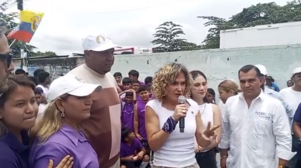 CYNTHIA VITERI IMPULSÓ JORNADA INTEGRAL DE SALUD Y BIENESTAR EN LOS VERGELES